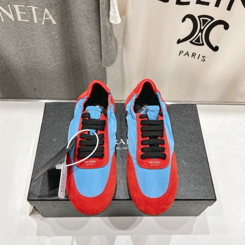 Pra*a casual shoes